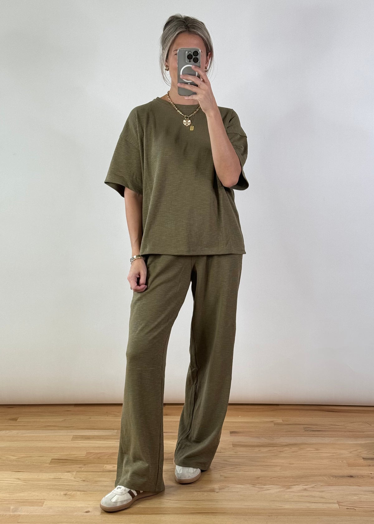 Layla Textured Top and Pants Set - Olive