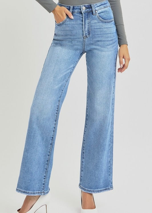 Lydia Ankle Straight Relaxed Jeans