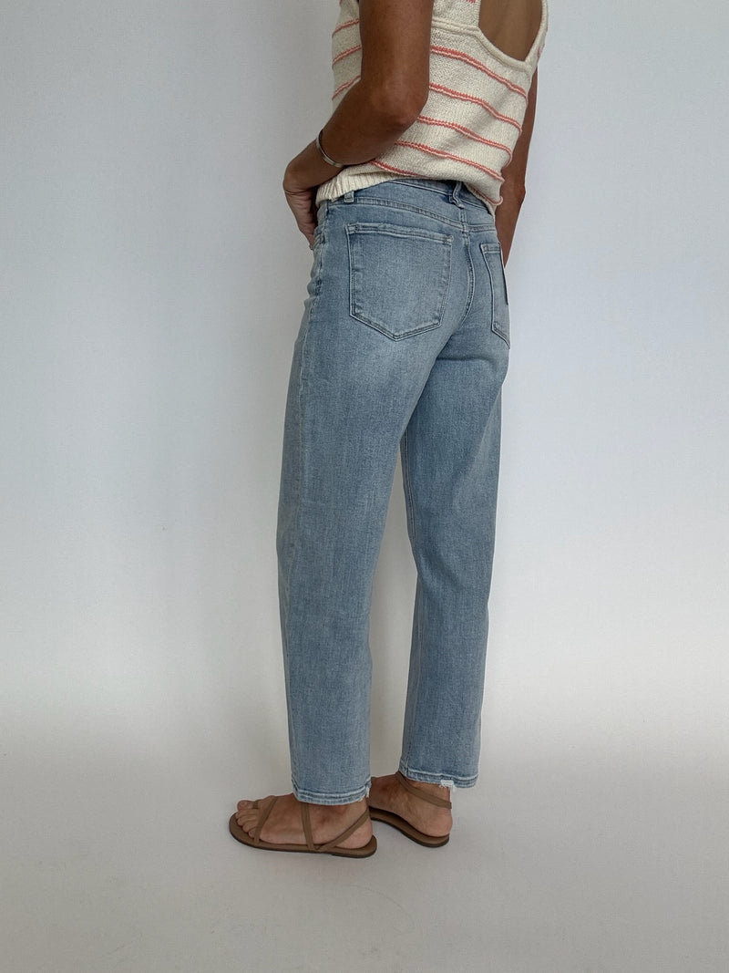 Light Wash Barrel Jeans