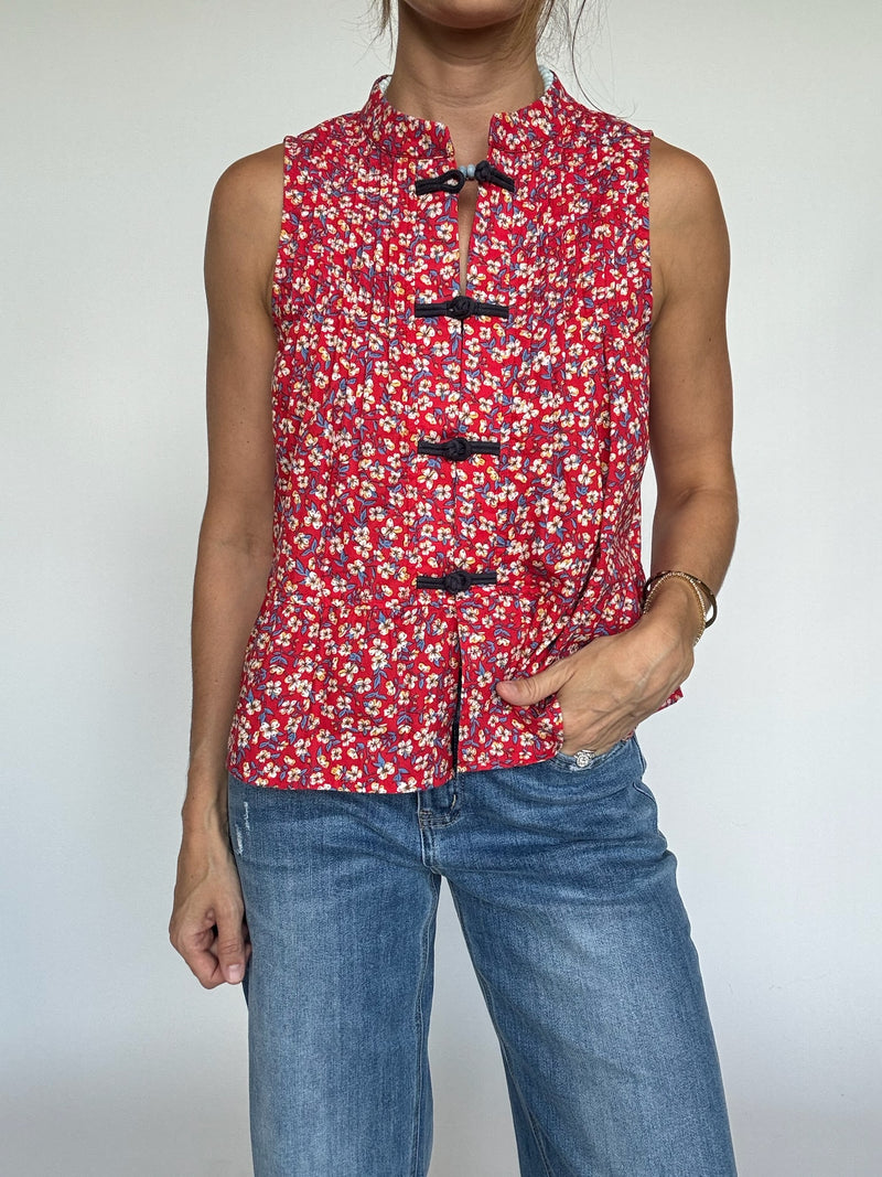 Saylor Knot Detail Top