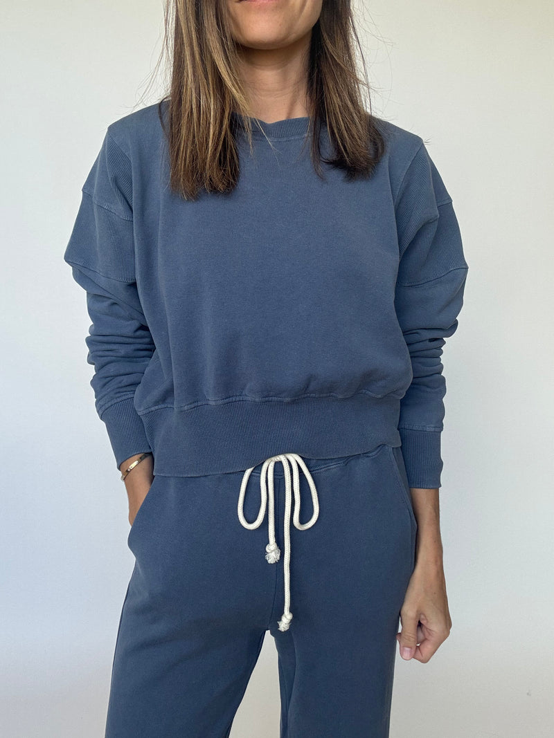 Mineral Wash Cropped Sweatshirt