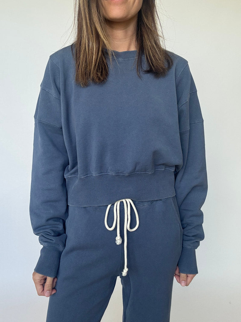 Mineral Wash Cropped Sweatshirt